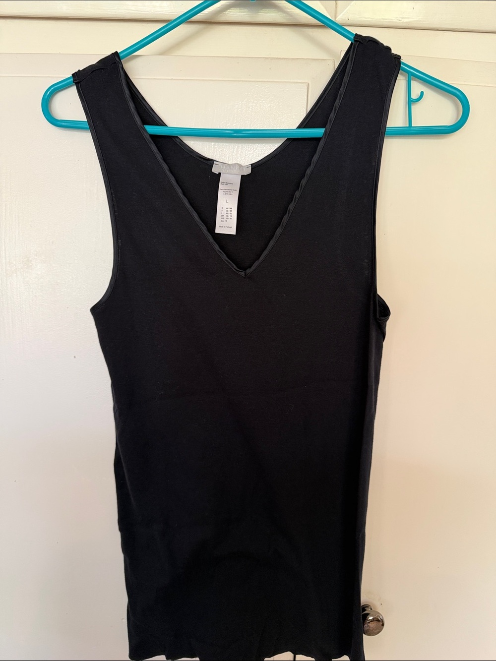 Hanro Black V-Neck Sleeveless Tank